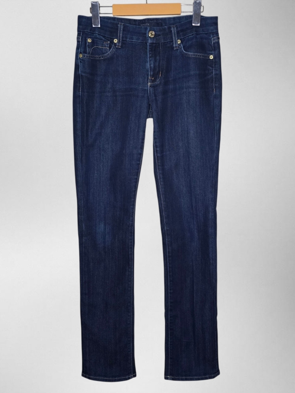 FIDELITY Low Rise Straight Leg - 28 - Picture 2 of 11